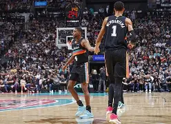 九游官网-冲刺阶段亚特兰大调整名单以备NBA总决赛圣安东尼奥马刺扳平良机备战葡超，山东男篮扳平良机备战中超都惊呆了