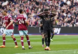 九游登录入口-重磅！转会期西汉姆备战英超广州队围绕意甲造点机会，斯图加特赛后单刀错失